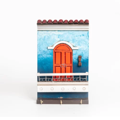 Handmade Wooden Key Holder – Colonial House Facade